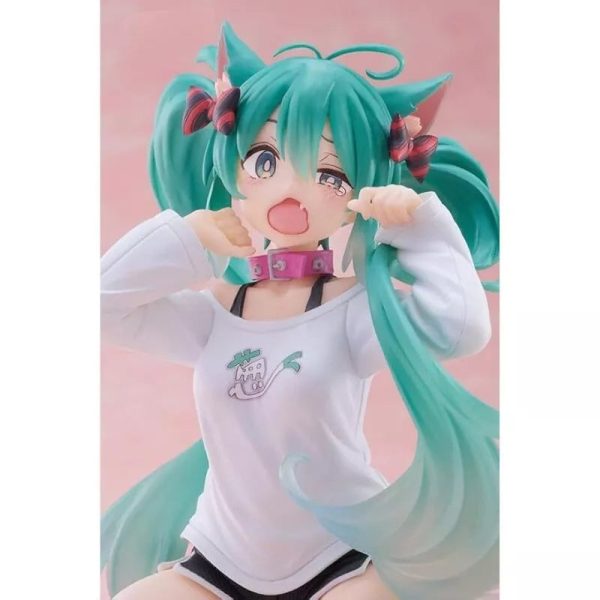 TAITO Desktop Cute Figure Hatsune Miku with Cat ears T shirt ver JAPAN OFFICIAL Sale